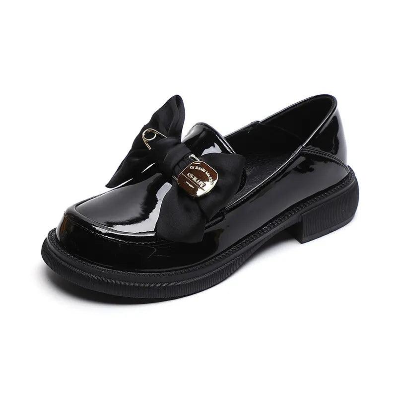 W60032 Women's Casual Shoes - Black Leather Loafers